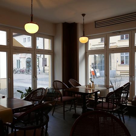 Hotel Am Dom Greifswald Buitenkant foto