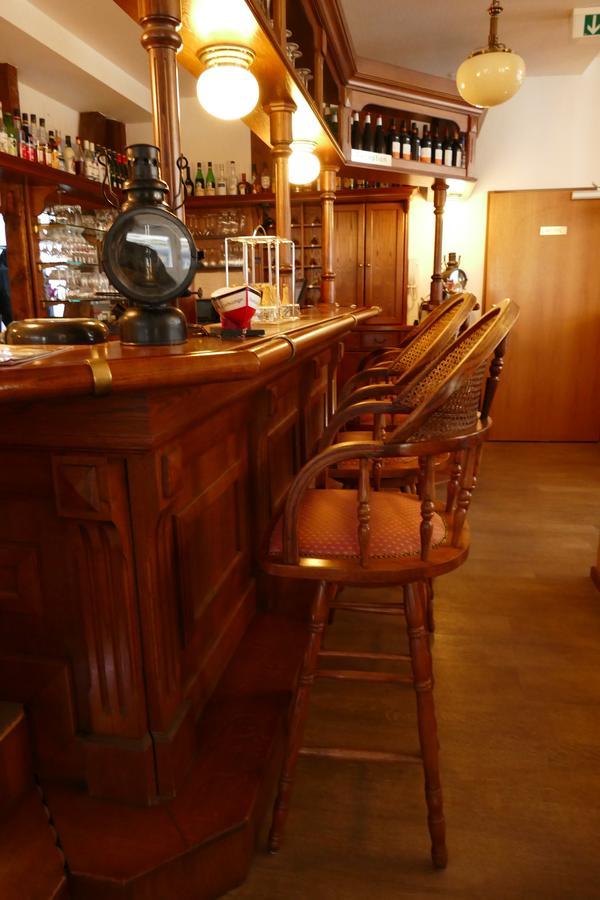 Hotel Am Dom Greifswald Buitenkant foto